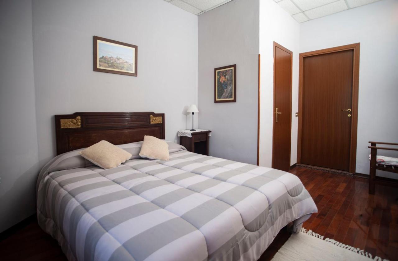 I Quattro Grappoli Bed & Breakfast Neive Ngoại thất bức ảnh